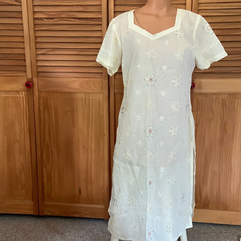 India tunic caftan ivory white embroidered cotton gorgeous summer dress